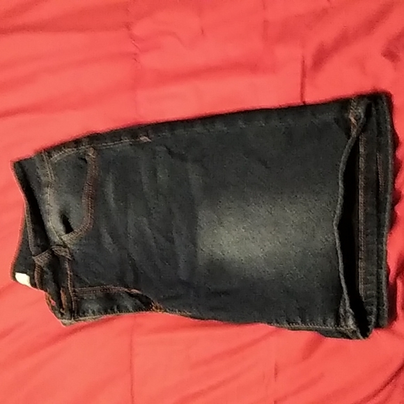 Blue denim shorts - Picture 3 of 4